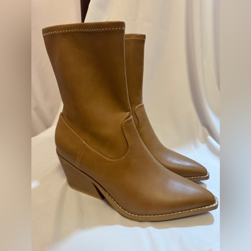 Tan zip up boots